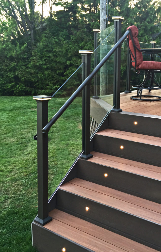 Topless glass stair railing with pipe railing system